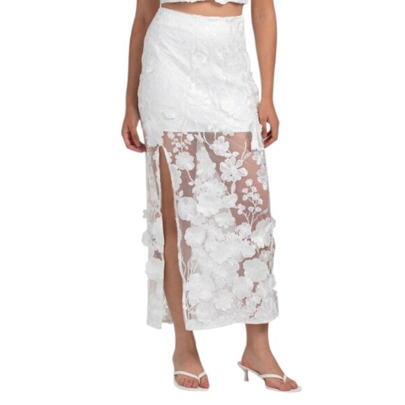 ENDLESS ROSE Floral Embroidered Midi Skirt - Picture 1 of 3